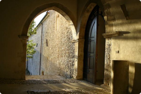 gli interni del monastero di Santo Spirito